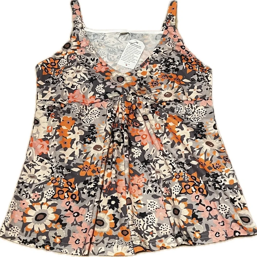 Medium NWT Tank - Picture 3 of 6